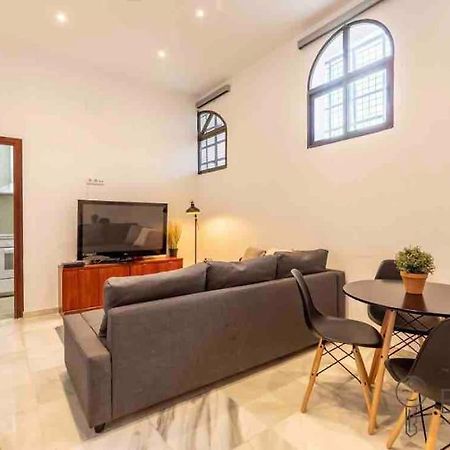 Luxury Apartamento Sevilla Centro -Triana Buitenkant foto